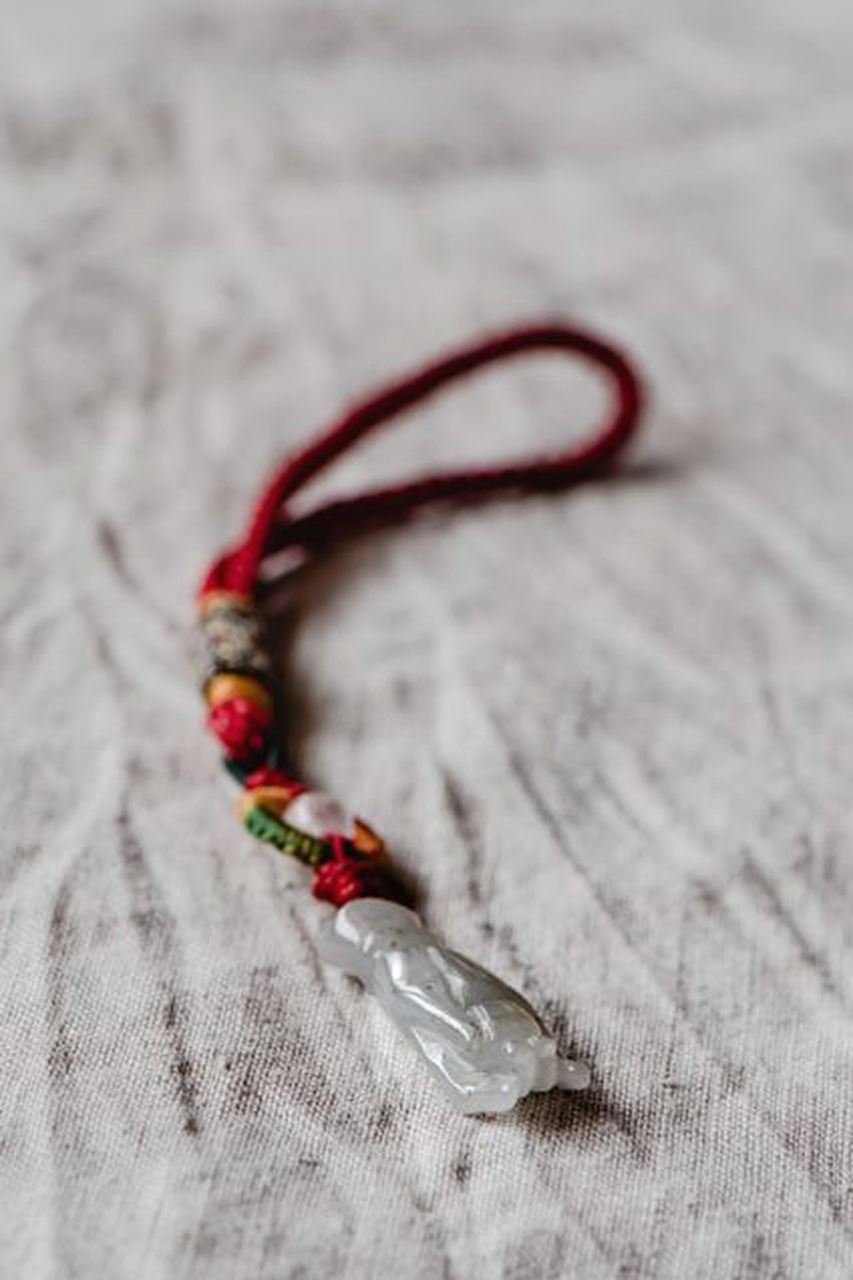 tứ sắc Debet